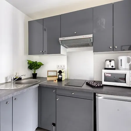 3 - 10 Min Paris - 30 Min - Free Parking - 5 Min Rer A Apartment